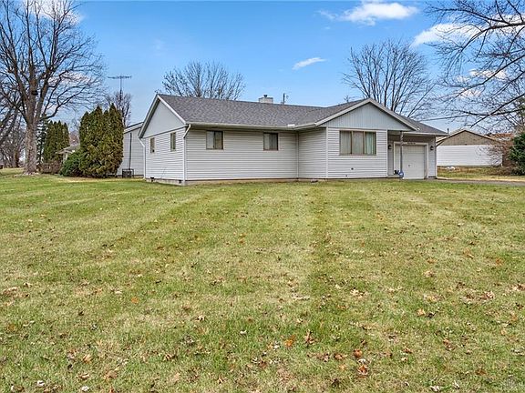 4th image of 4049 Goldenrod Ct