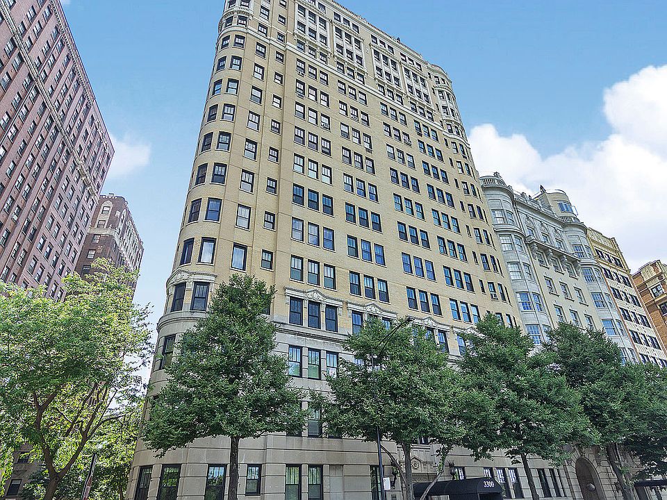 1st image of 3300 N Lake Shore Dr APT 8D