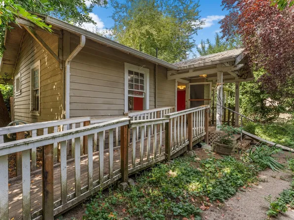 18117 SE Blanton St, Milwaukie, OR 97267