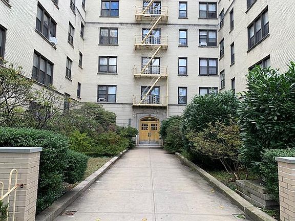 2nd image of 4300 Martha Ave #2B