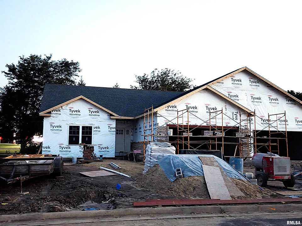 1st image of 3702 W Eagle Point Dr
