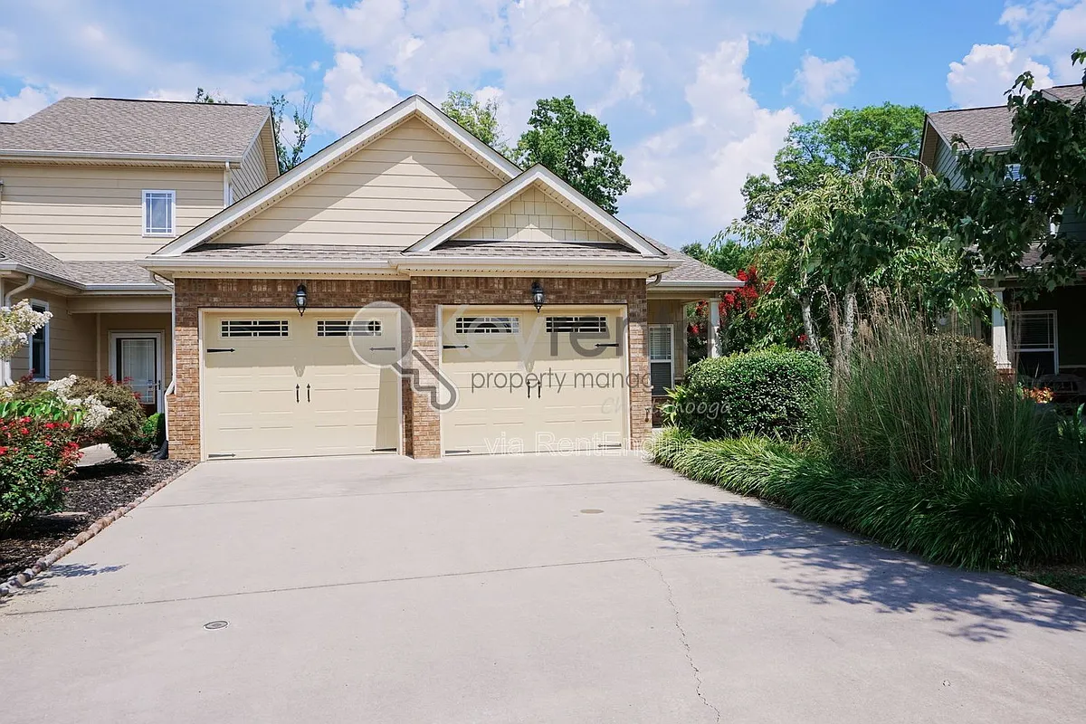 Building Photo - 5410 Mandarin Cir