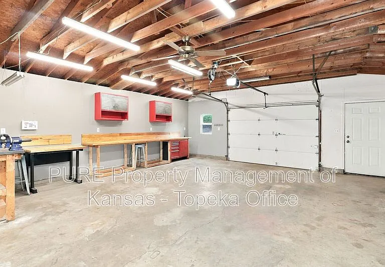 1746 NW 39th St — Photo 26
