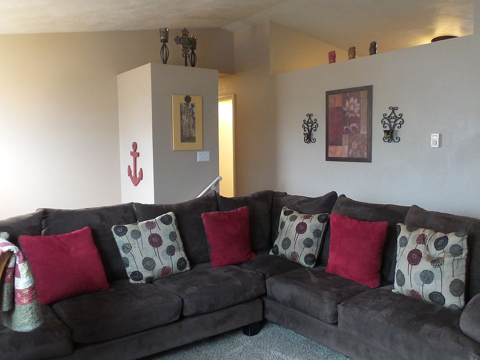 1st image of 2750 Pam Cir