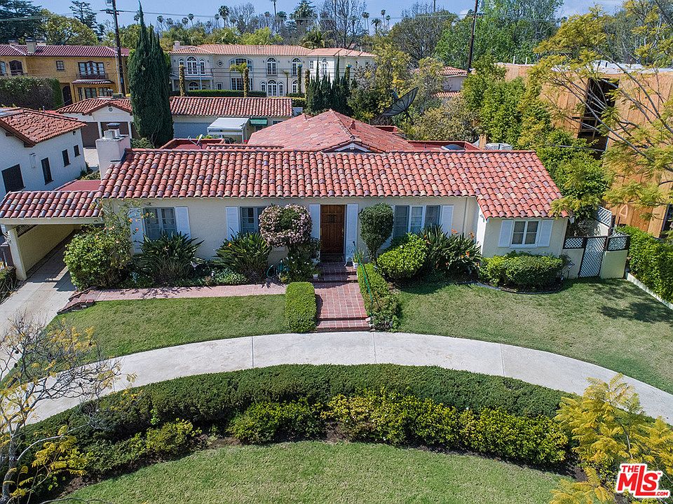 1st image of 525 N Palm Dr