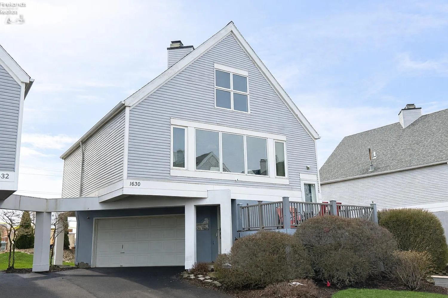 1630 Waters Edge Dr photo 1