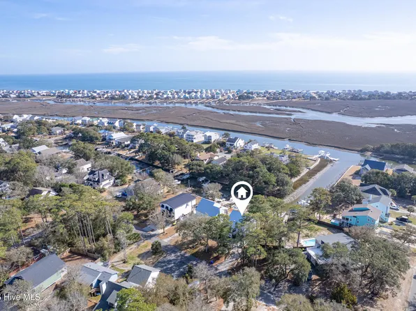 3009 Anderson Drive SW, Oak Island, NC 28465