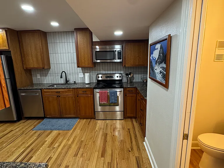 606 S Glen Ave #9 — Photo 13