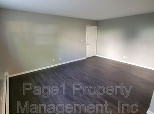 229 River Ln APT 1, Loves Park, IL 61111