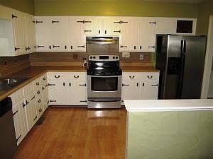 5th image of 4919 Cherokee Hills Dr