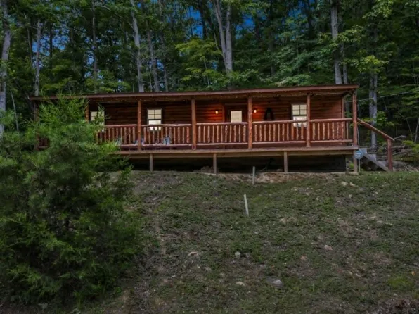 3485 Pilot Rd, Stanton, KY 40380