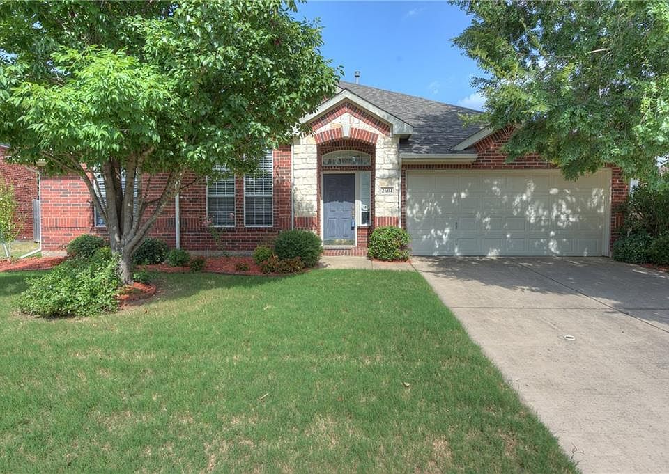 1st image of 2604 Oxford Oaks Ln