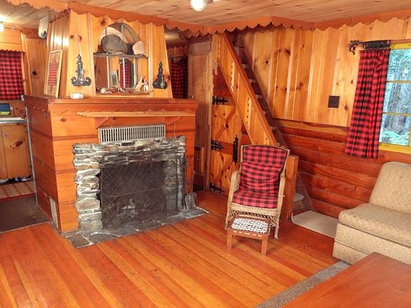 3rd image of 41 Snow Cabin Pl