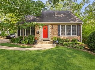 1248 Maple Ave, Downers Grove, IL 60515