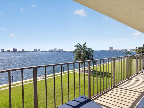 2nd image of 801 Lake Shore Dr APT 302