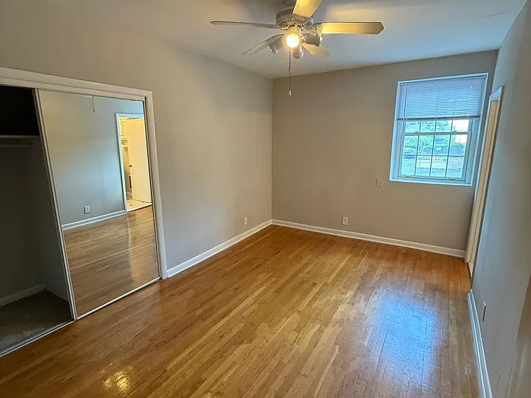 Andrews Court — Photo 10