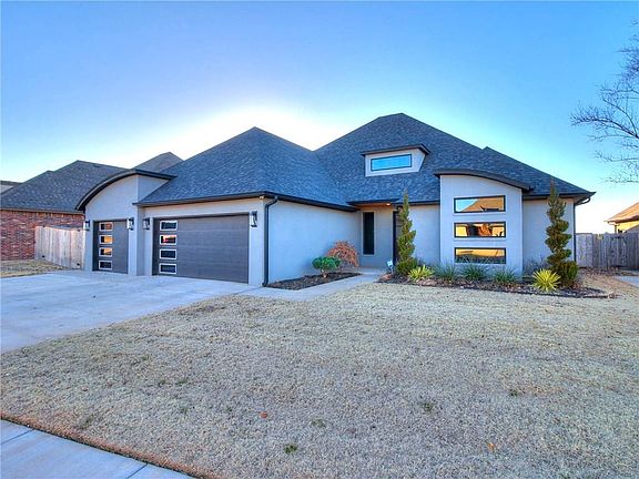3rd image of 12605 Ponderosa Blvd