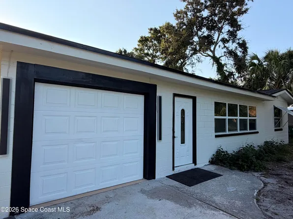 220 Stephenson Dr, West Melbourne, FL 32904
