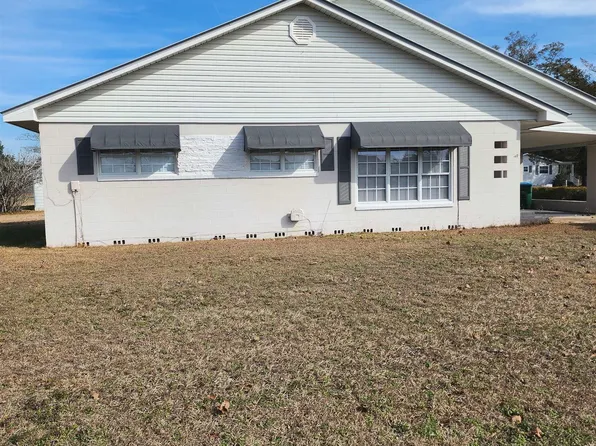 12770 NW Myers Ann St, Bristol, FL 32321