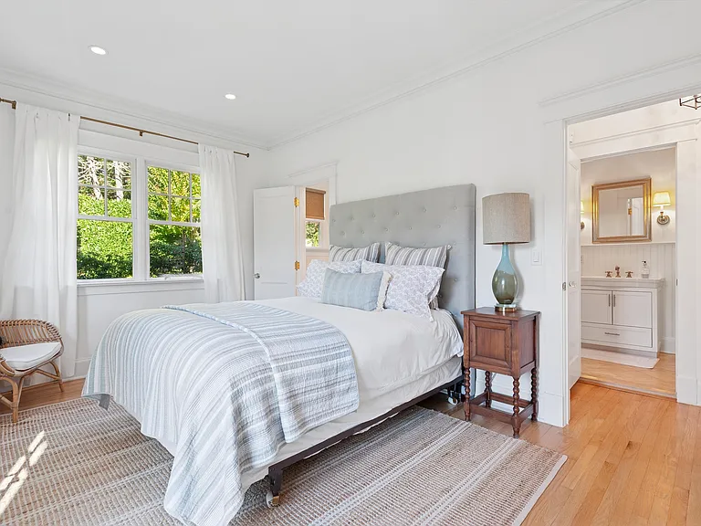 31 Ocean View Ave — Photo 15