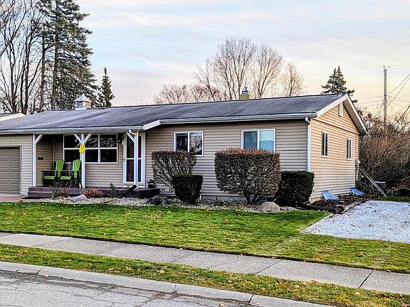 2nd image of 1418 Catherwood Dr