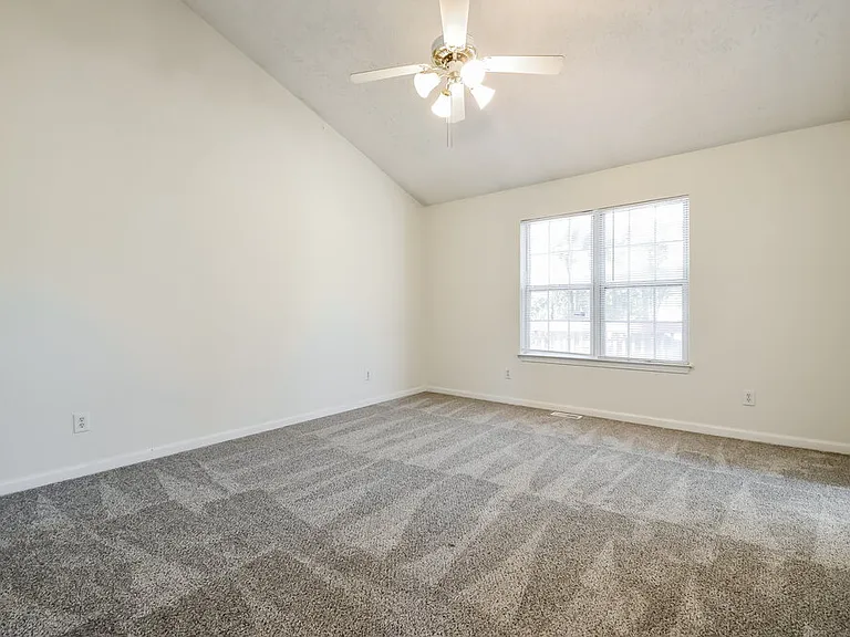 976 Masters Ln — Photo 10