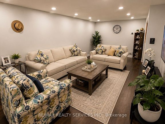 3rd image of 71 Newlyn Cres