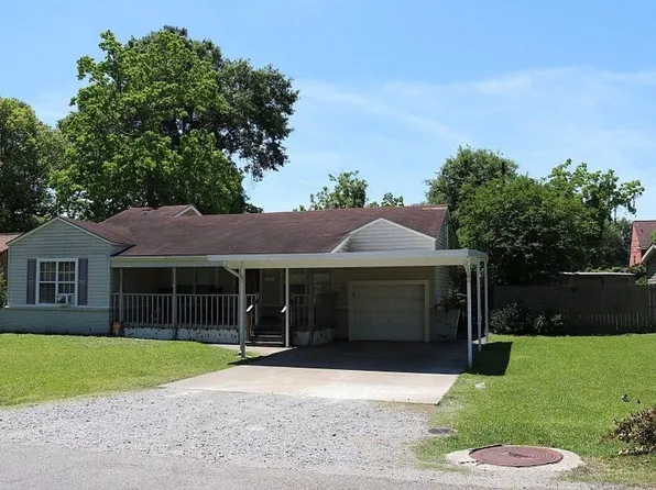 3141 Boyd Ave, Groves, TX 77619