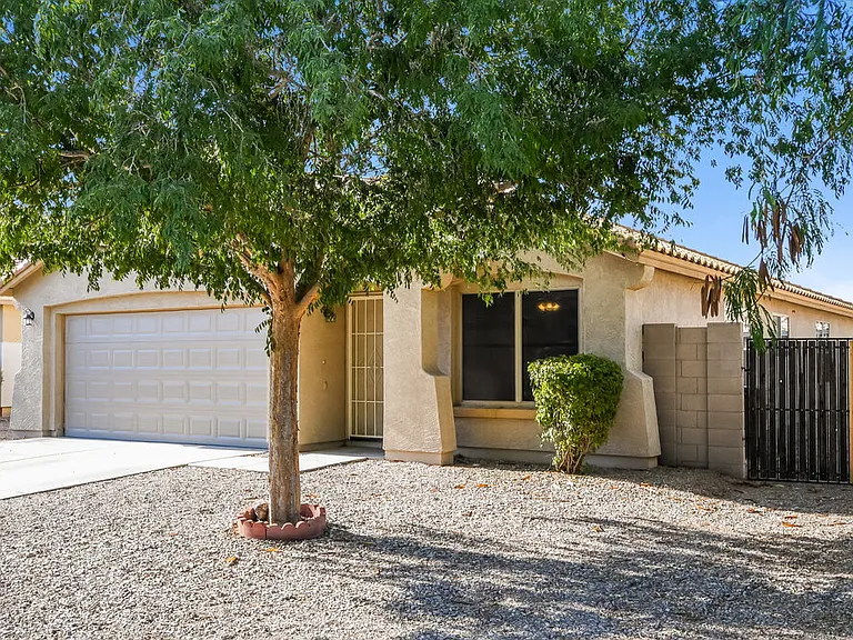 2768 W San Carlos Ln — Photo 3