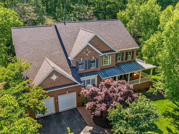 2 Sedgehill Ct, Lutherville Timonium, MD 21093