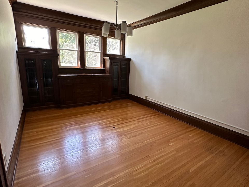 1st image of 1514 Portland Ave #1