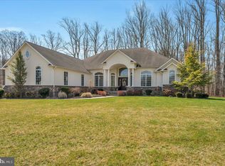 122 Joanne Ct, Mullica Hill, NJ 08062