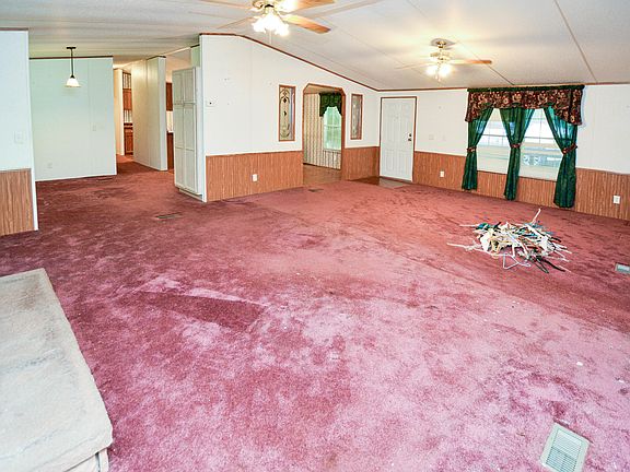 5th image of 393 Haven Pl