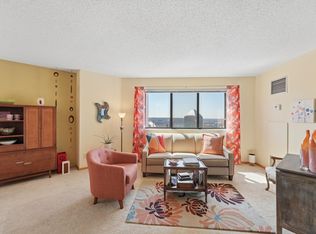 78 10th St E Unit 2702, Saint Paul, MN 55101
