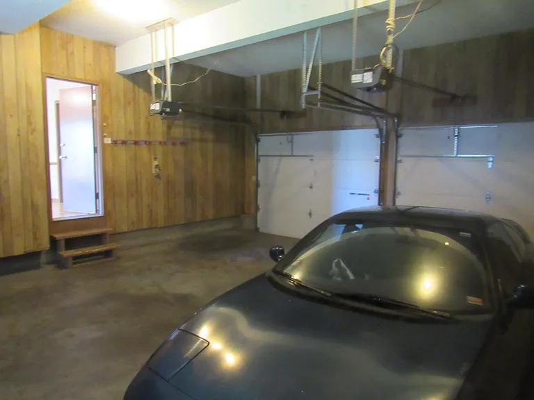 8709 N Lathrop Ave — Photo 5