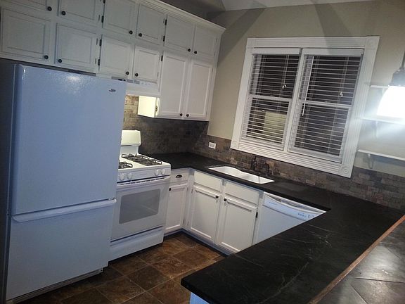 2nd image of 1109 Sherman Ave