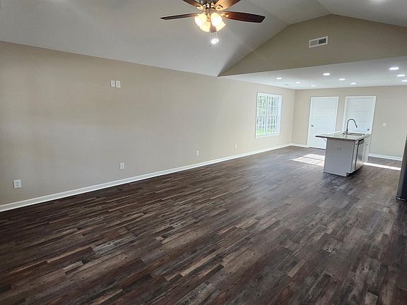 3rd image of 408 B Blountsville St