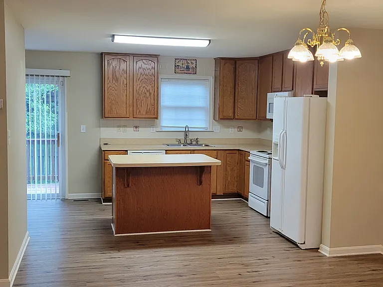 95 Effie Ln — Photo 4