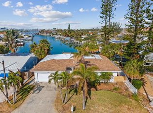 529 80th Ave, Saint Pete Beach, FL 33706