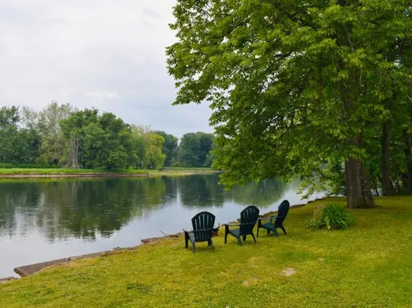 1712 River Rd #1, Warren, PA 16365