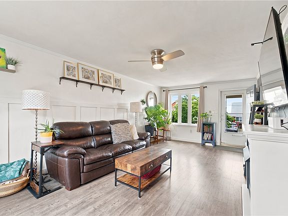 2nd image of 1711 Maine Ave