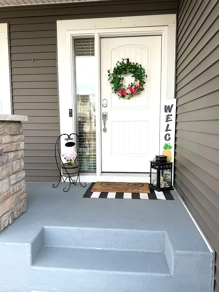 4 bed, 2487 sqft, $3,650 — Photo 3