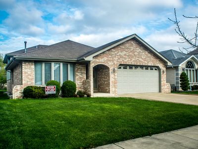8535 Austin Ave, Burbank, IL, 60459