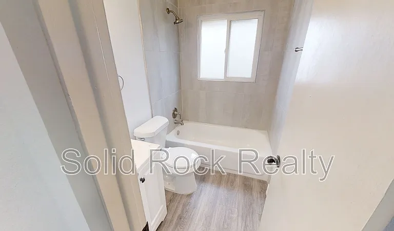 1027 Westmoreland Rd #4 — Photo 5