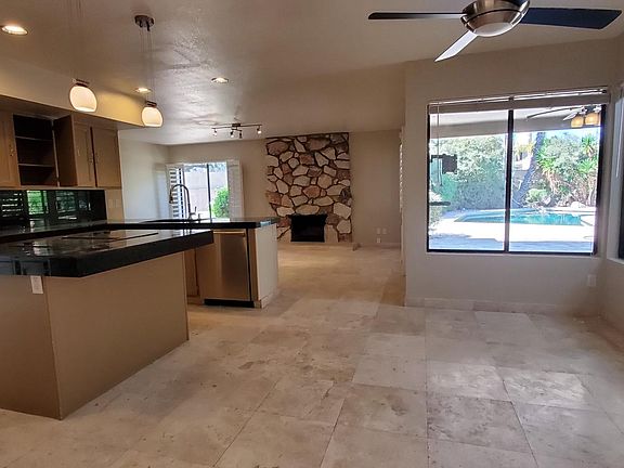 5th image of 8624 N Timberlane Dr