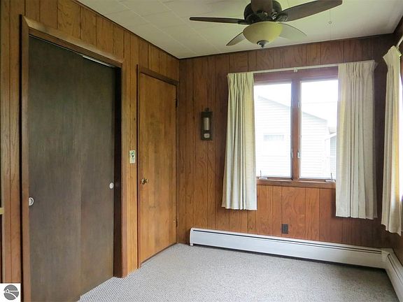 3rd image of 874 Wadsworth St