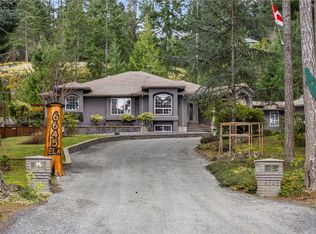 6645 Elm Rd, Lantzville, BC V0R 2H0
