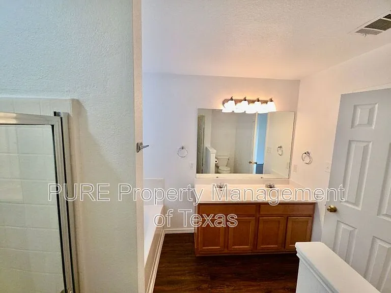 3007 Zachary Ln — Photo 13