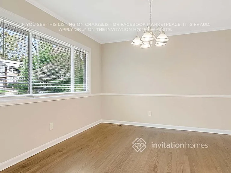 1404 Falls Church Rd — Photo 13