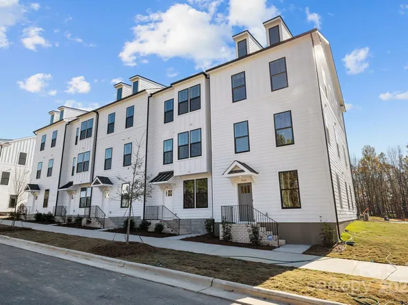15340 Ballancroft Pkwy #15, Charlotte, NC 28277